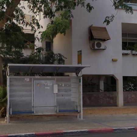 Nelly'S Housing Unit Apartment Ейлат Екстериор снимка