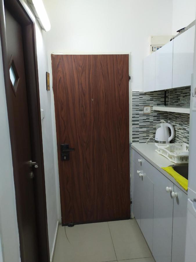 Nelly'S Housing Unit Apartment Ейлат Екстериор снимка