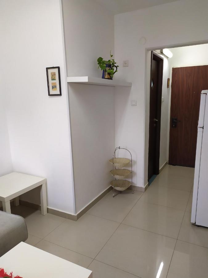Nelly'S Housing Unit Apartment Ейлат Екстериор снимка