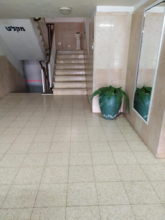 Nelly'S Housing Unit Apartment Ейлат Екстериор снимка